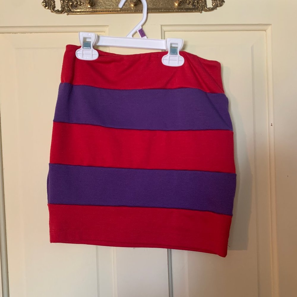 stripped pencil skirt